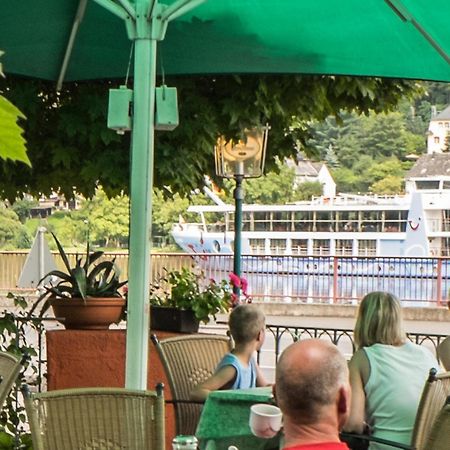 Panorama-Cafe Moselgarten Альф Экстерьер фото